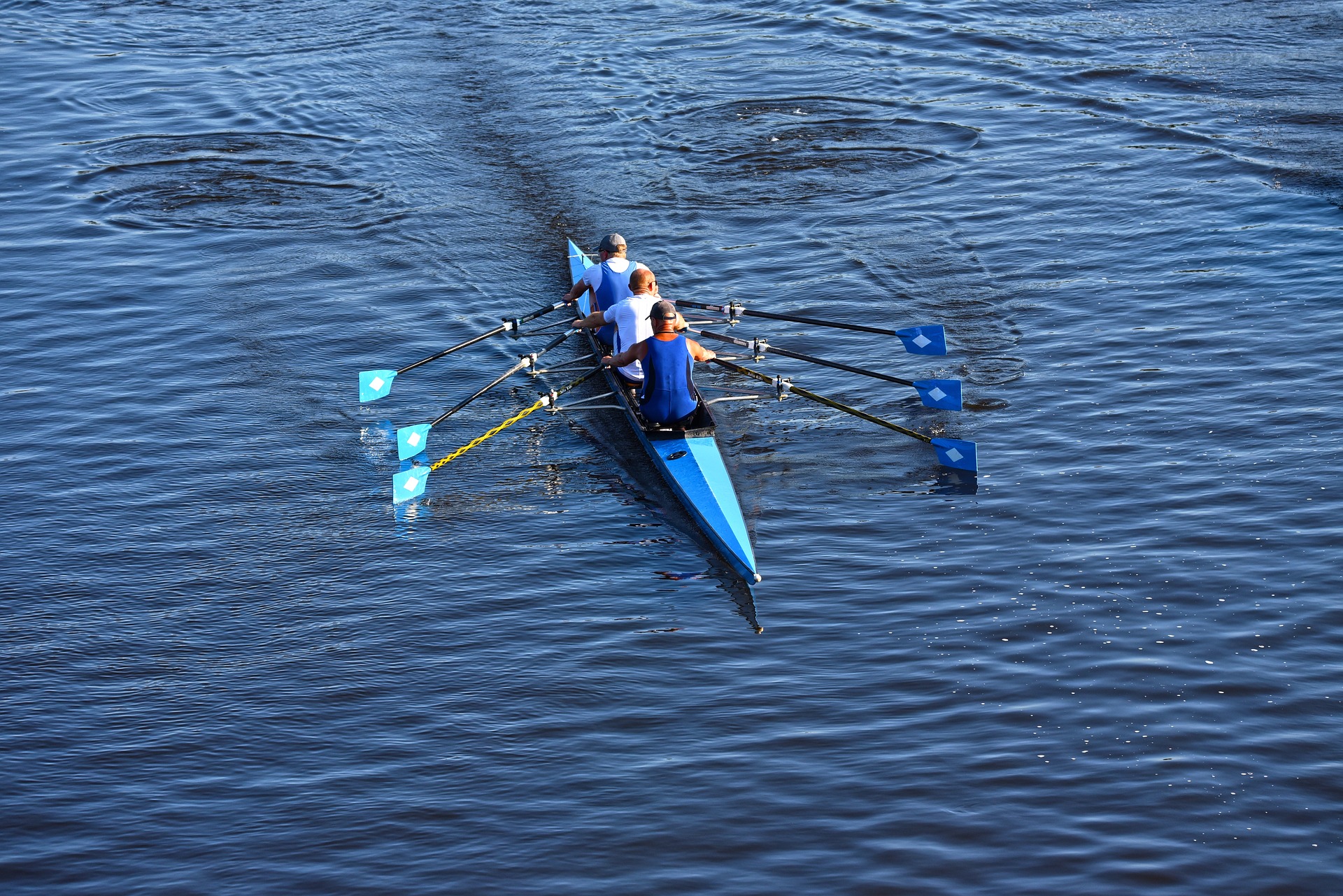Rowing - atleti in mare a Taranto